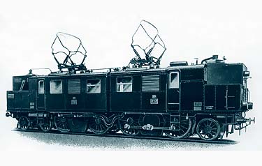 211_212.jpg (23597 bytes)